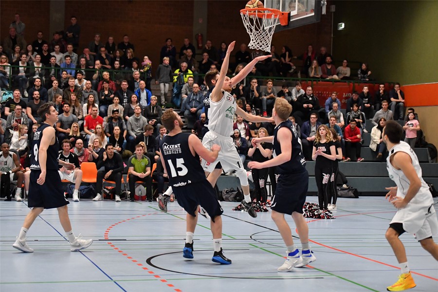 AOK Ballers mit unfassbarem Comeback-Sieg