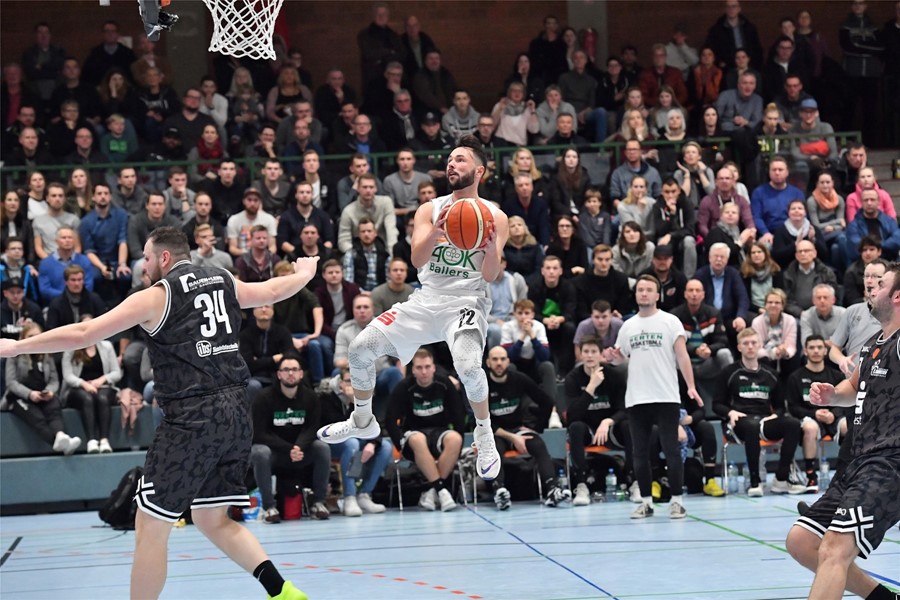 78:82-Pleite vor Rekordkulisse