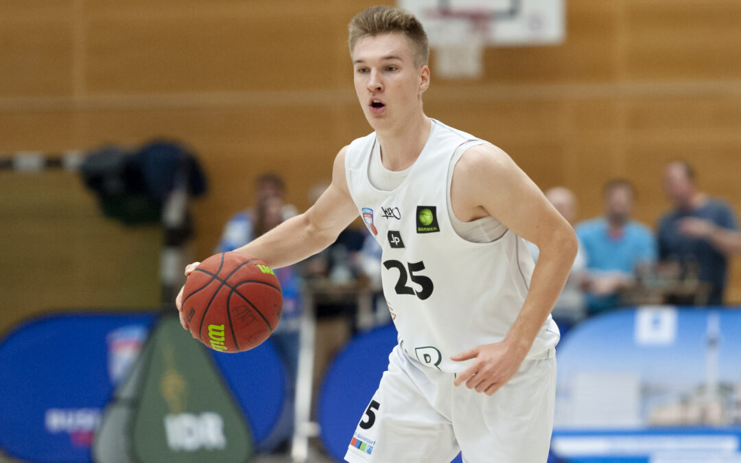 Lennard Schild unterzeichnet für kommende Saison